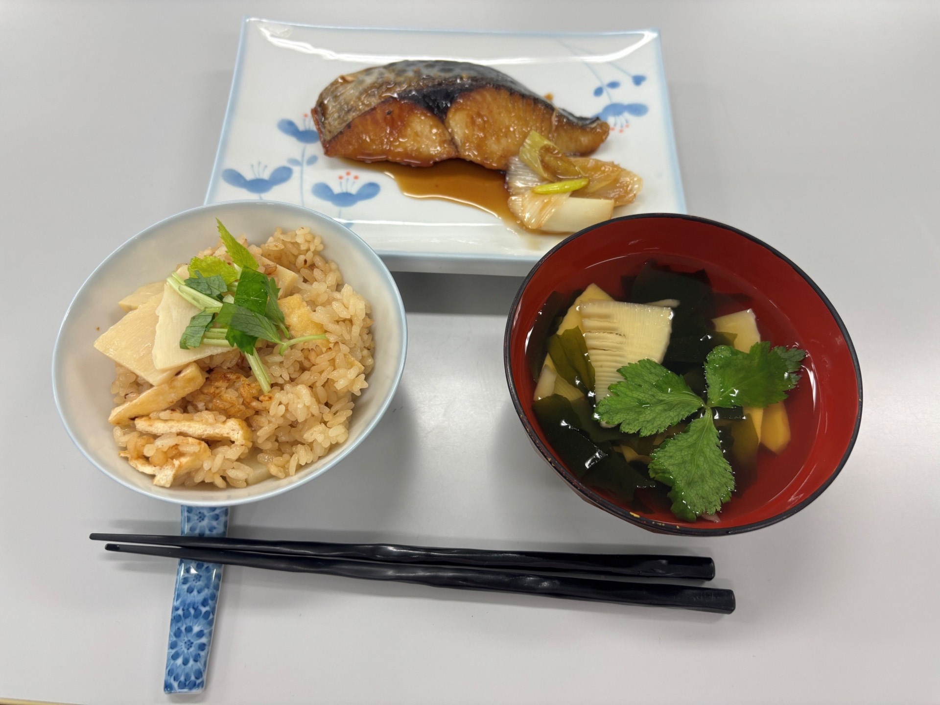 タケノコ〇