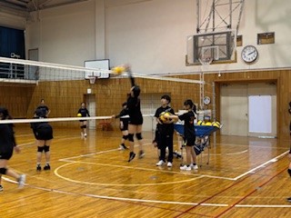 バレー２