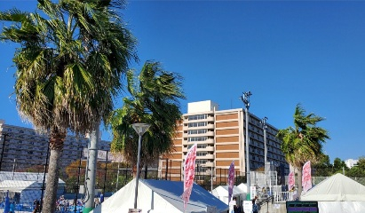 デフリンピック現地強風青空