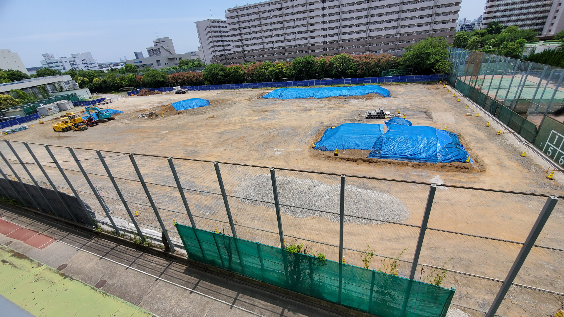 休工事中