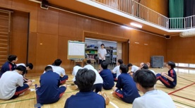 体育館4