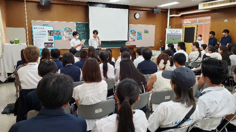 学校見学会250822_生徒説明２