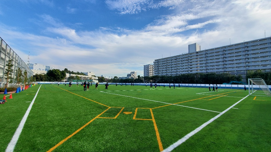 快適な人工芝グラウンド