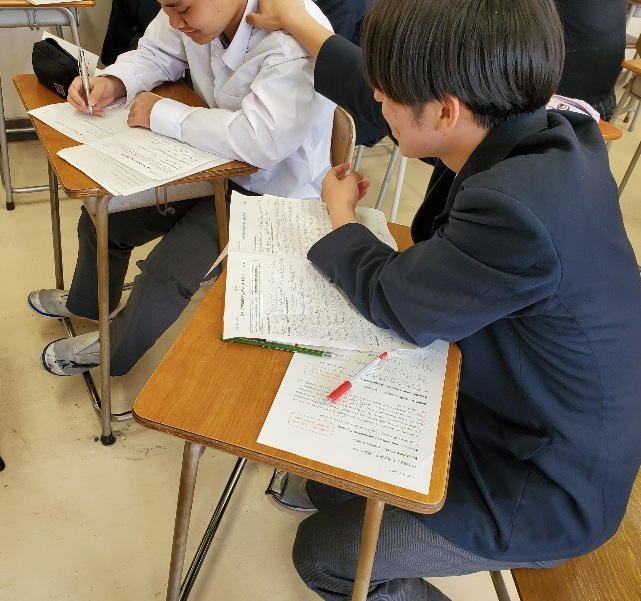 自己紹介練習中１