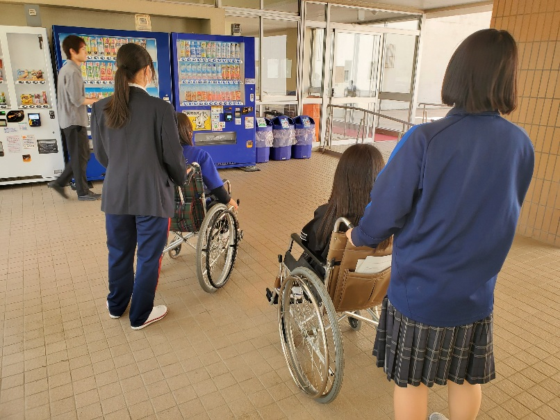車いす体験