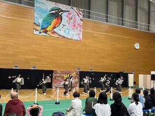 05