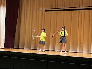 10