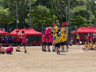 1104