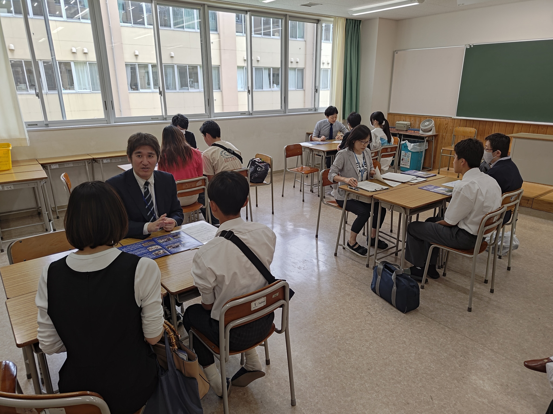 なんかつブース１