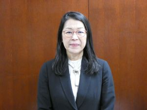 校長　小野島 直美の写真