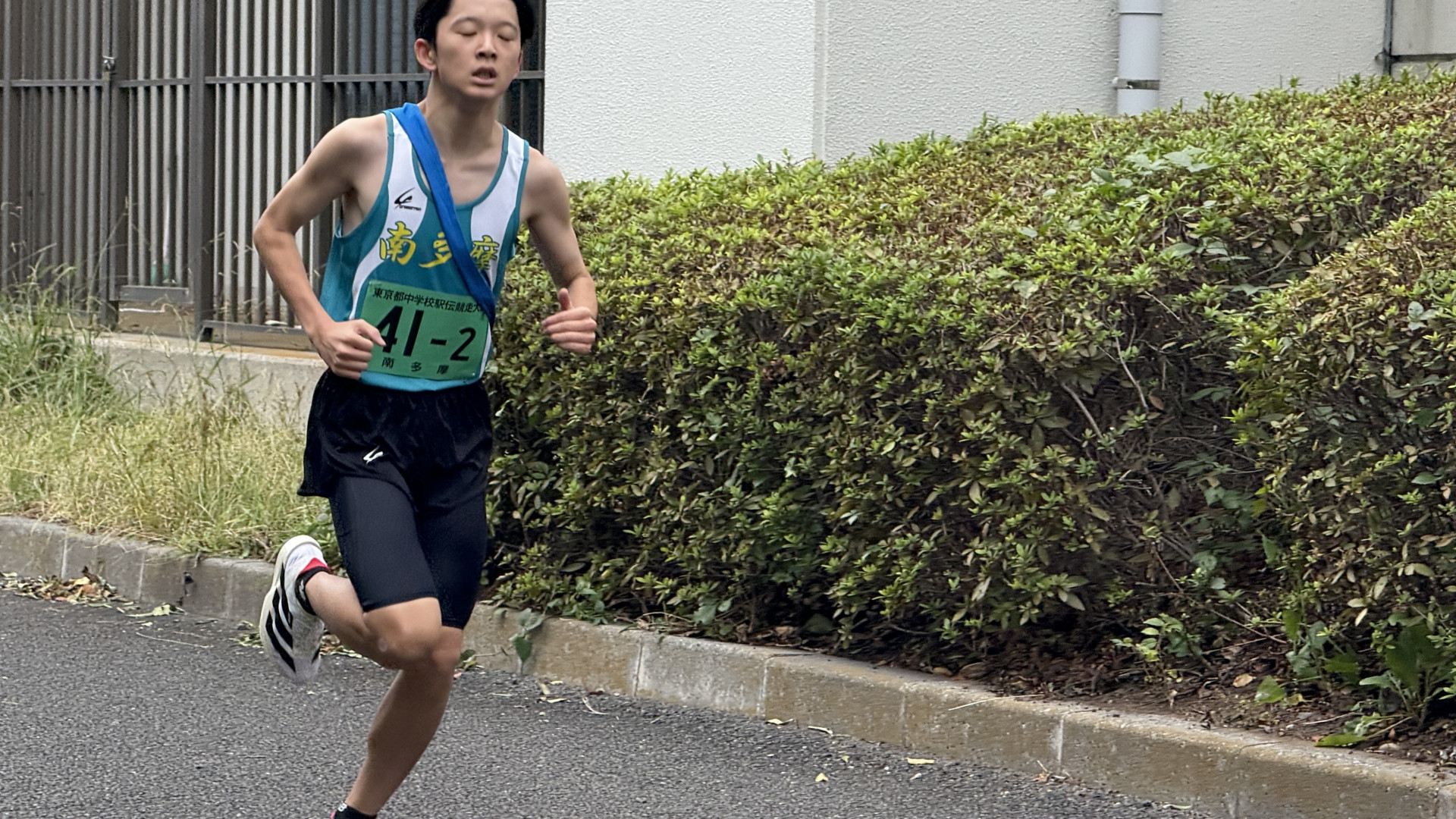 20251108_034959552_iOS