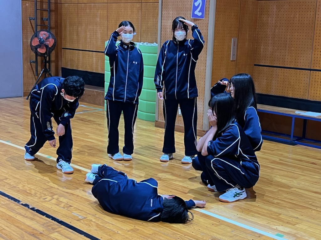 Cジェスチュアー警察官