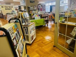 図書館入口