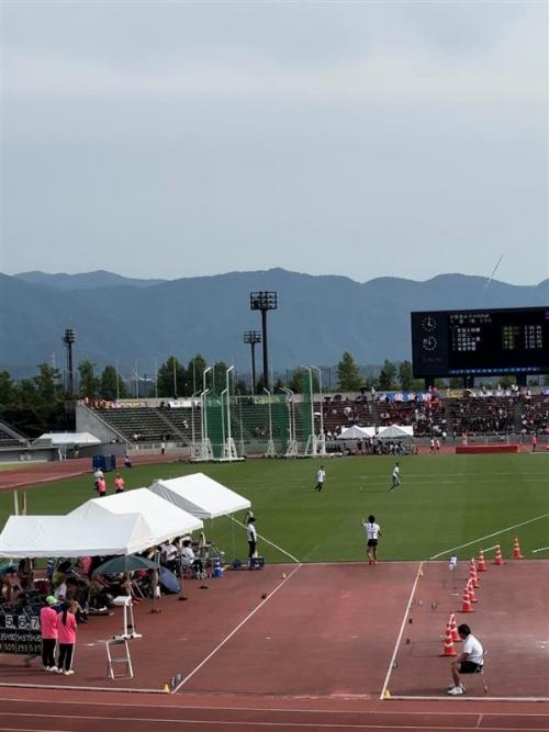陸上95