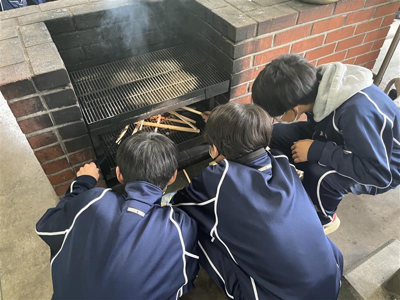 午前飯盒炊爨_着火2