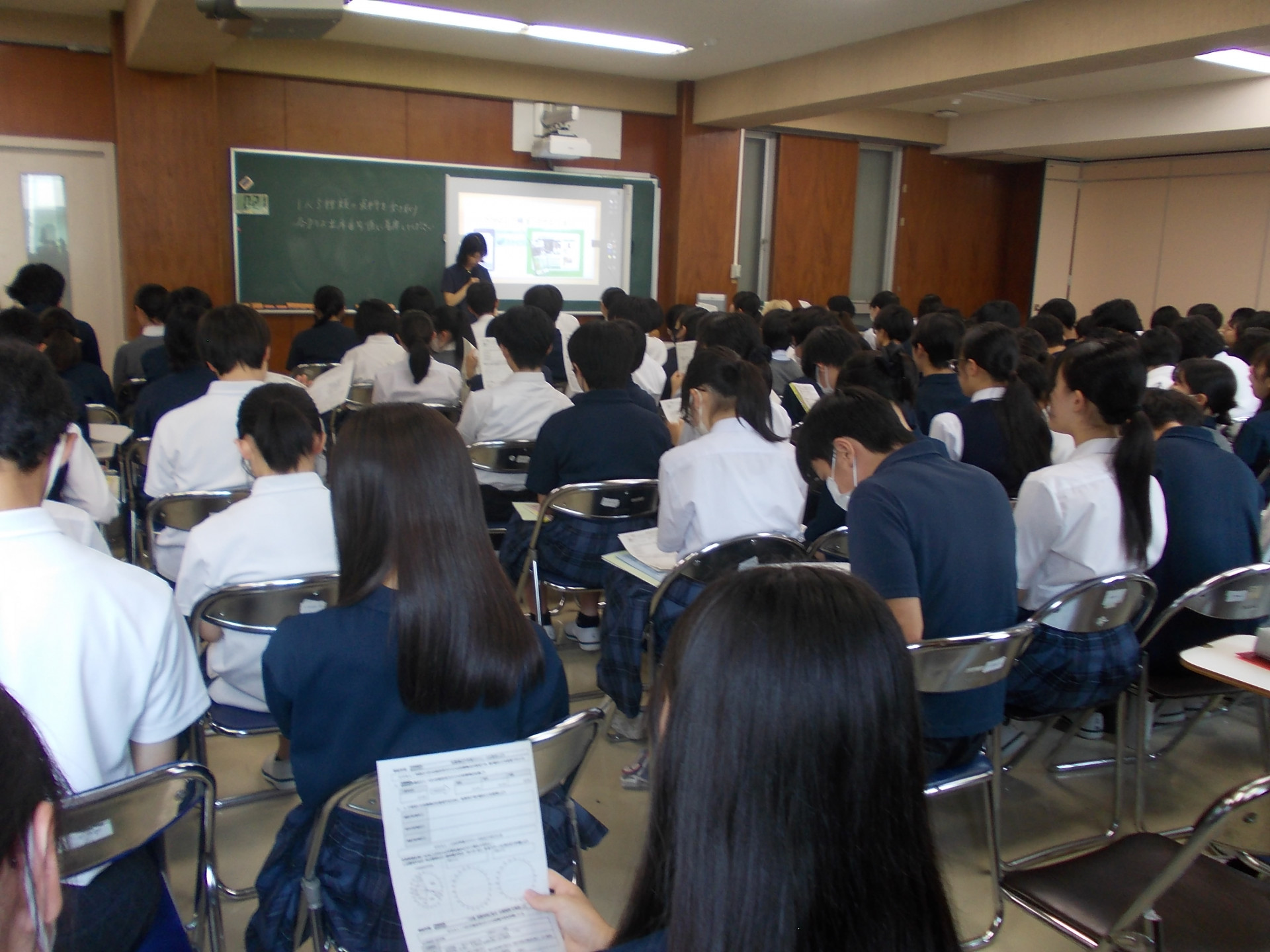 進路集会（４年生）.JPG