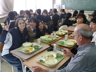 給食