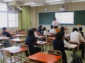 04文学・歴史.JPG