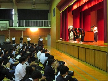 09.JPG
