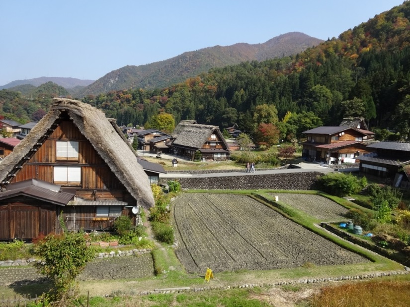 白川郷①秋