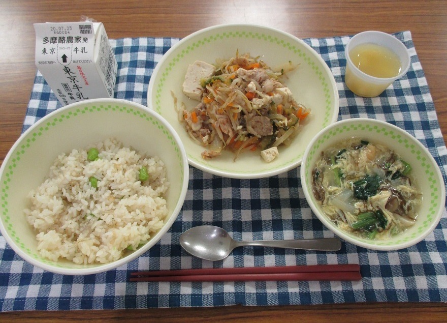 給食