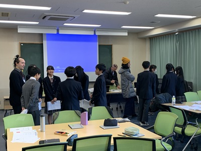 校内留学６