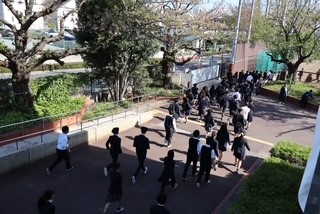 避難訓練駆け足