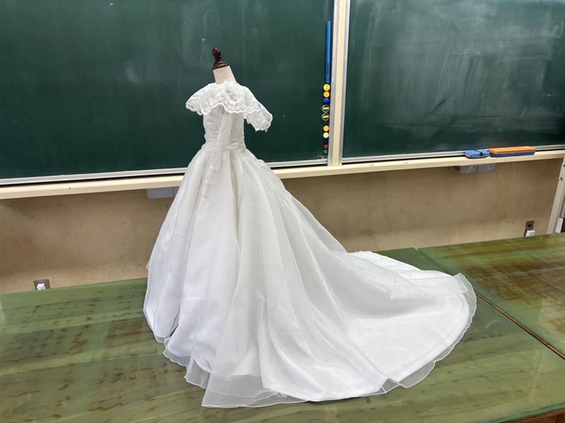 b418f551-f805-4e42-a62c-57242f4f0c64