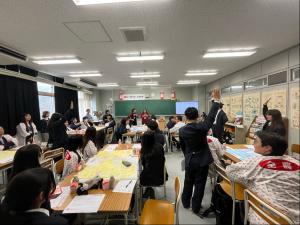 わくわくエンジン発表してくれる学生の挙手