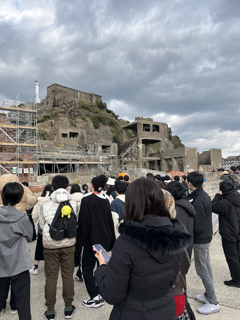 20241213_1115_軍艦島2