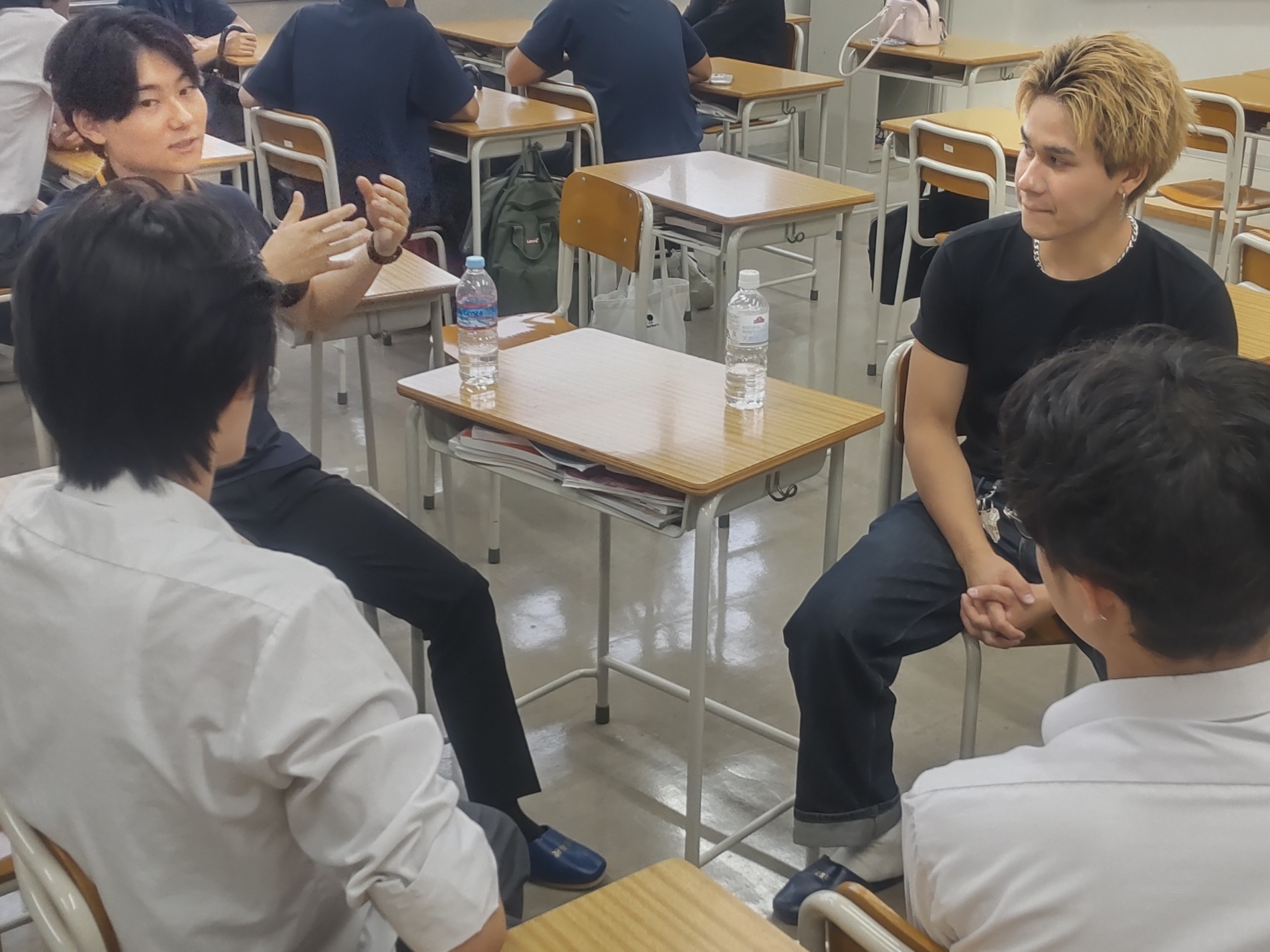 ③.JPG