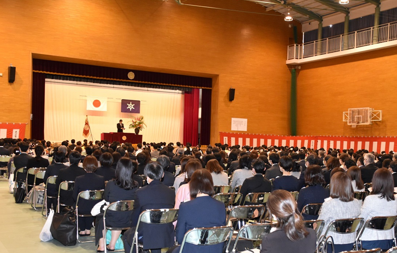令和４年度卒業式