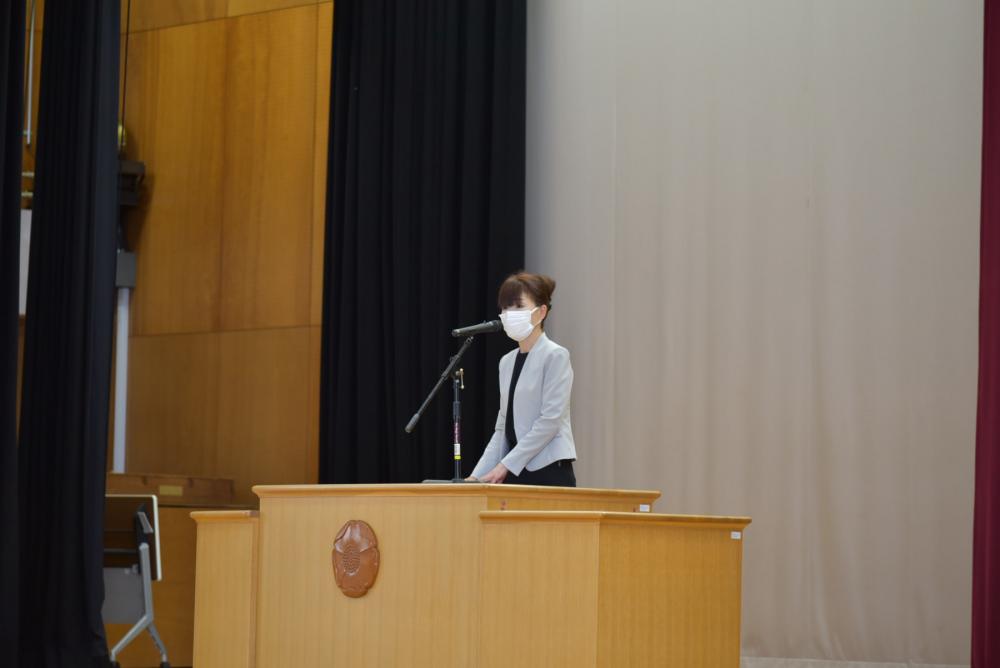 DSC_5053-min.JPG