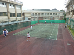 本校の校庭・体育館・テニスコート