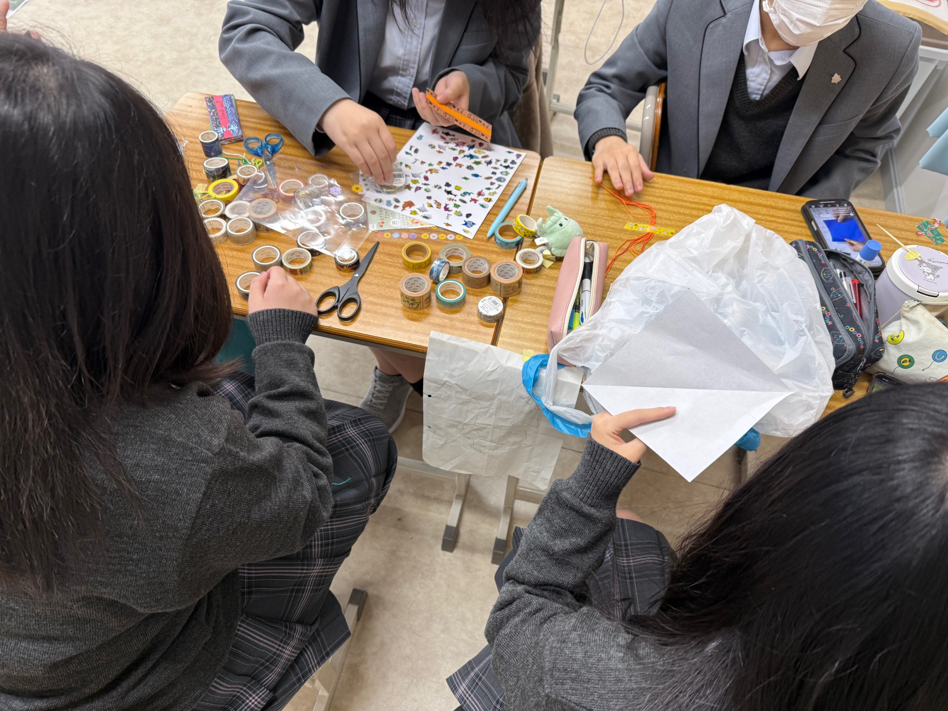 1組手元楽しそう
