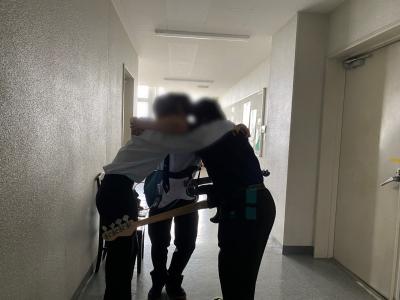 出演前