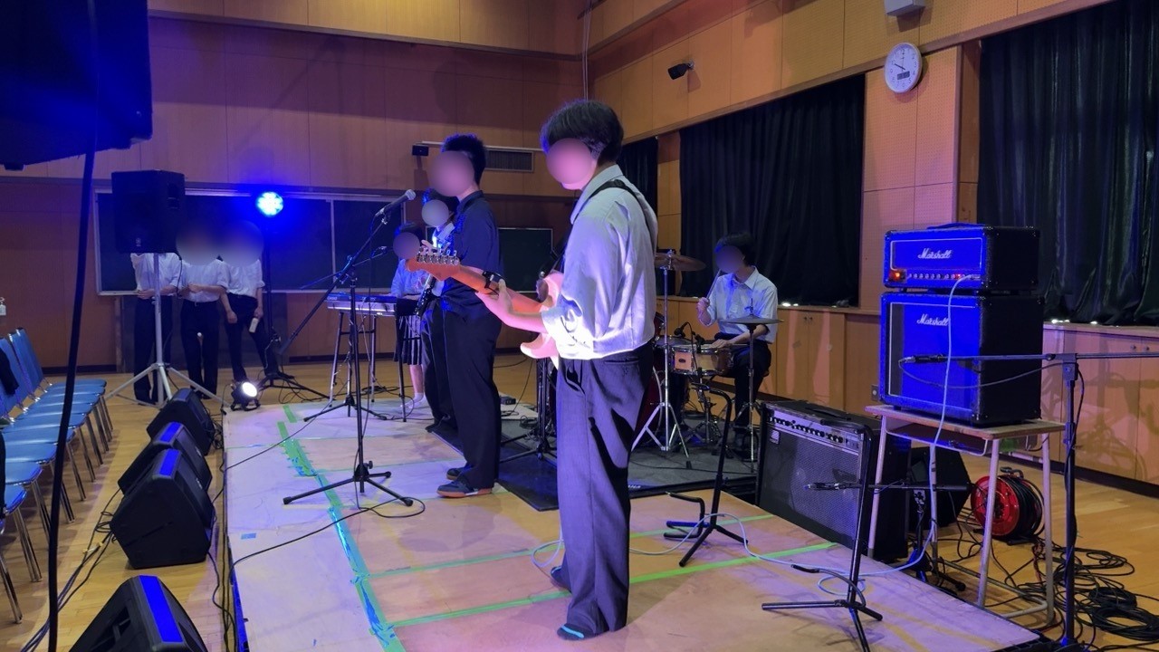 ブス