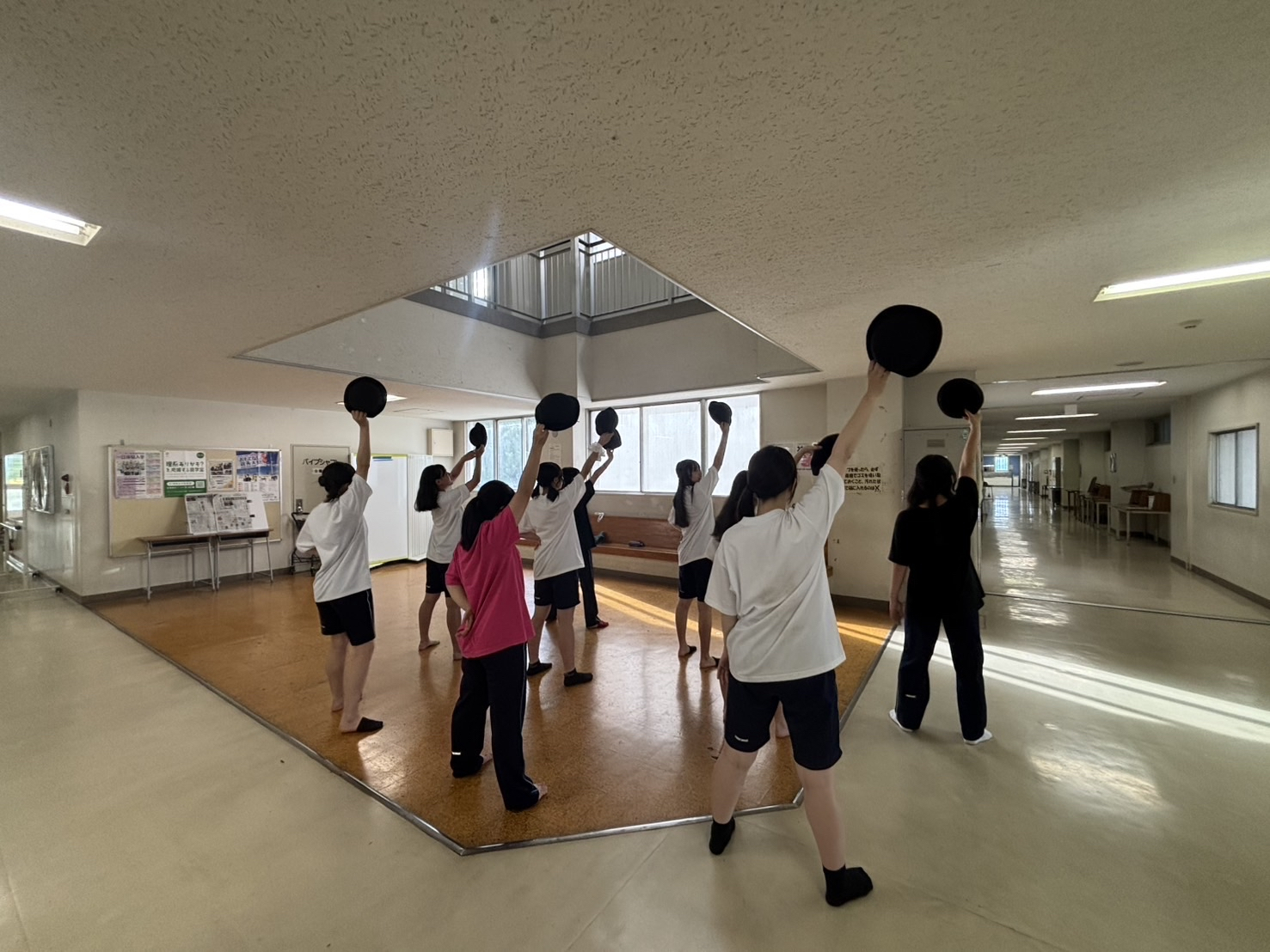 ダンス部_Small02