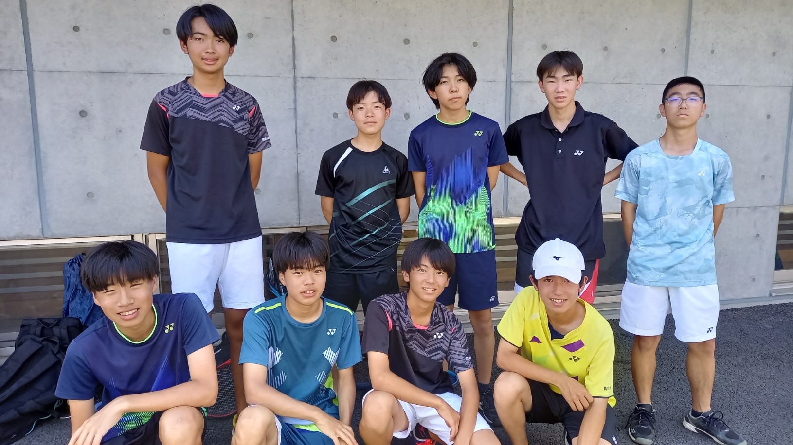 硬式テニス