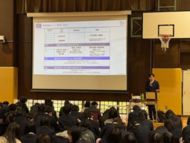 R80311進路講演会