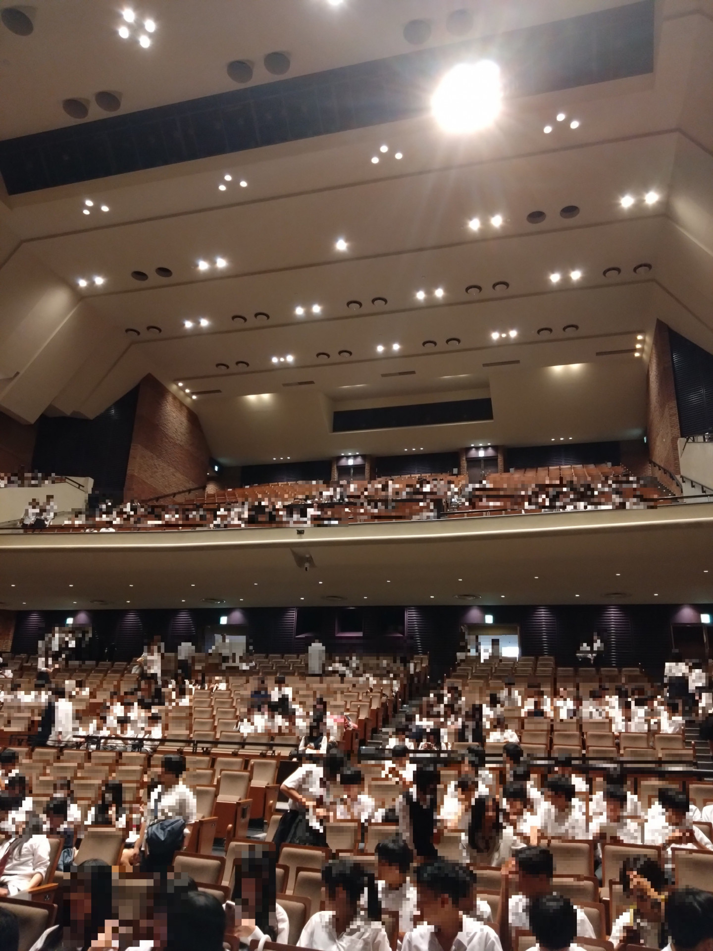 ホール会場モザイク.JPG