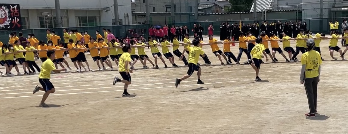 綱引き