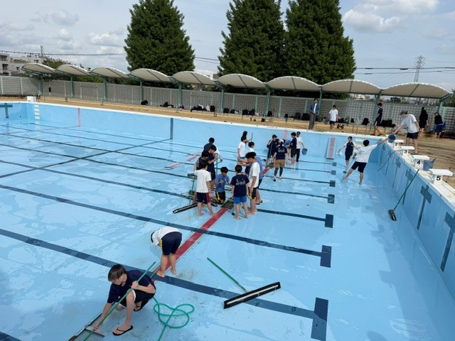 水泳部プール掃除②