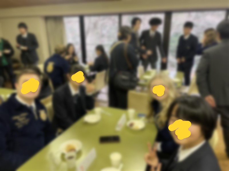 df799415-07c4-419b-ada0-a5dc53217414