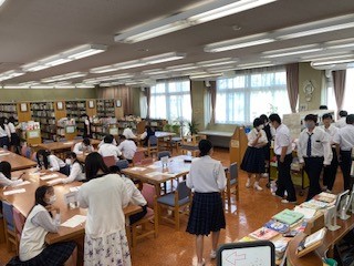 図書館オリエンテーションの様子