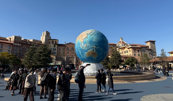 R8校外学習３年次ディズニーシー1