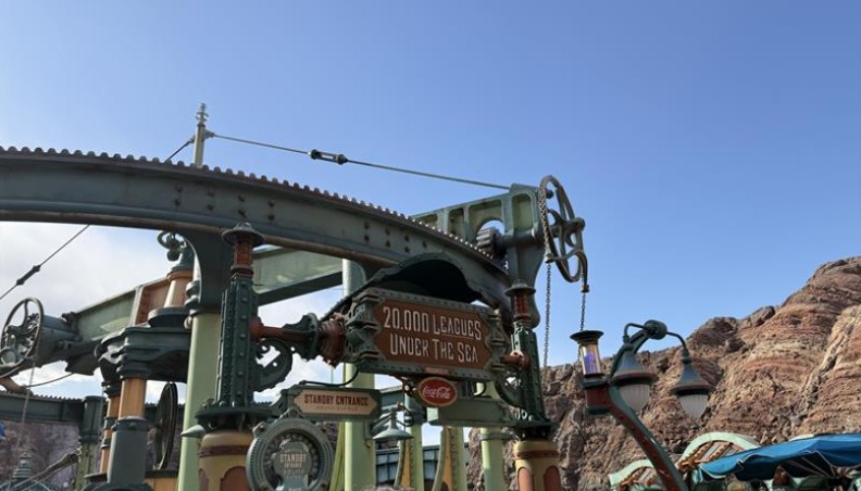 R8校外学習３年次ディズニーシー3