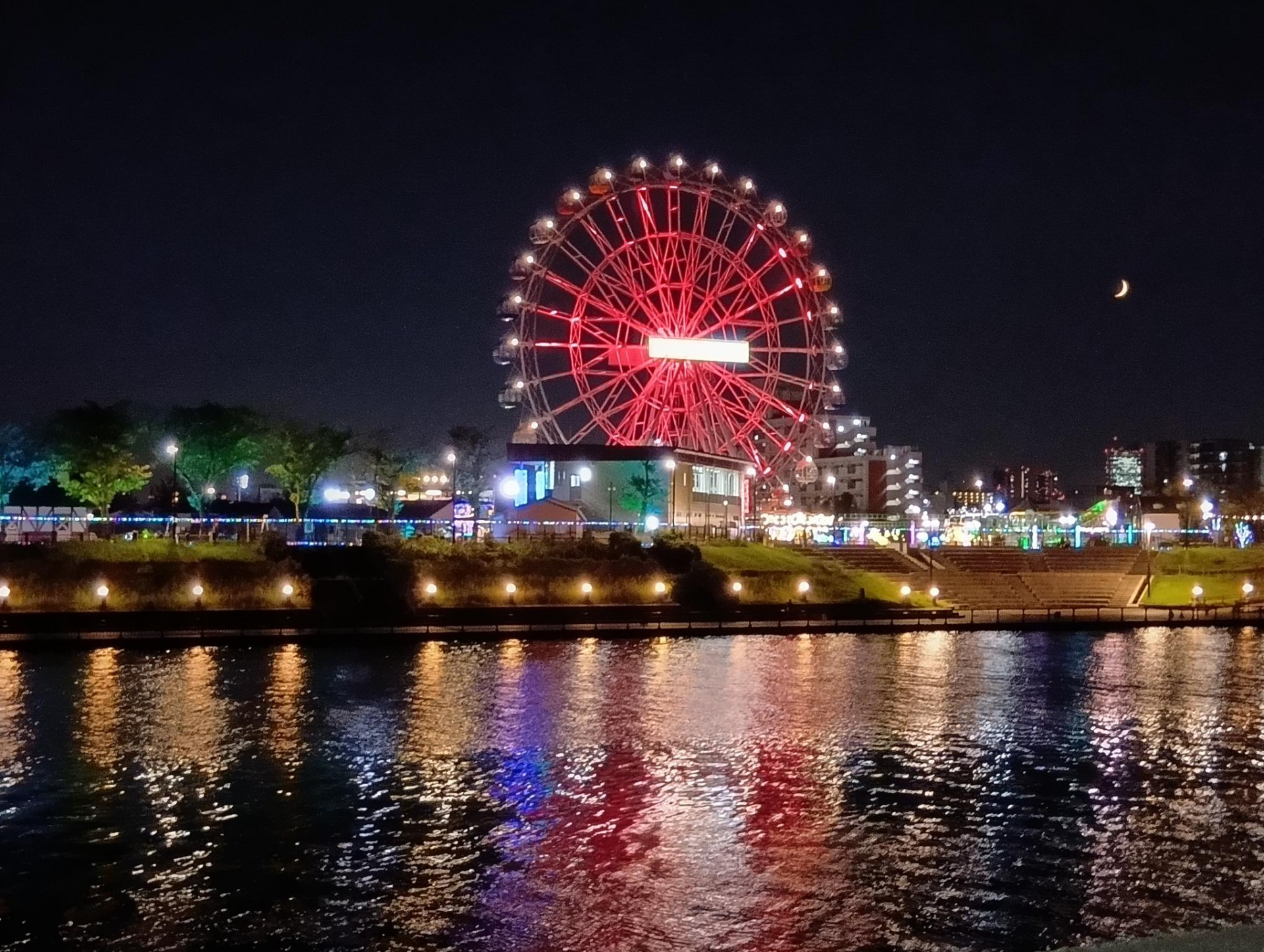 あらかわ遊園の観覧車夜景