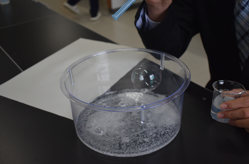 化学基礎_シャボン玉1