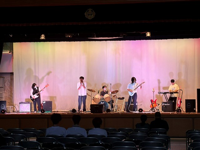 軽音楽部